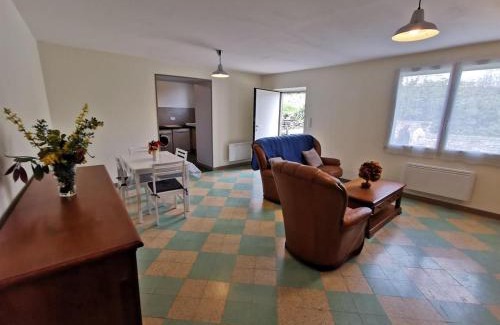 Vieussan Apartment | Maison TONY