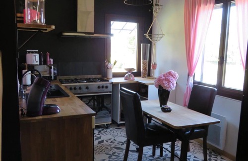 Ablon House | Maison Tous Confort