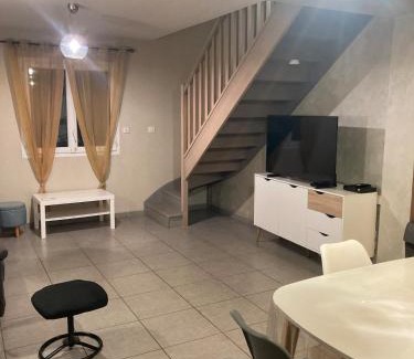 Colomiers Villa | Maison tout confort 6 personnes wifi parking