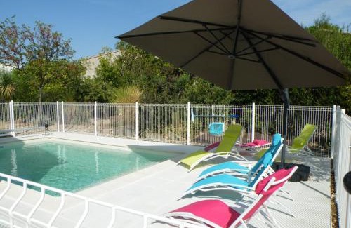 Bedarrides Villa | Maison tout confort avec piscine à Bedarrides
