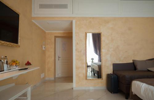 Rione III Colonna House | Maison Tritone