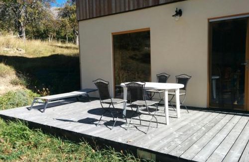Chateauroux-les-Alpes Villa | Maison type chalet au calme dans les Alpes du Sud