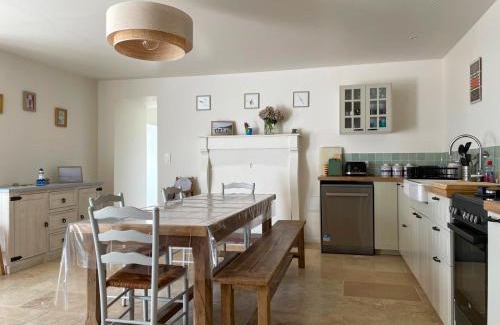 Plevenon House | Maison typique avec jardin, 5km de la plage