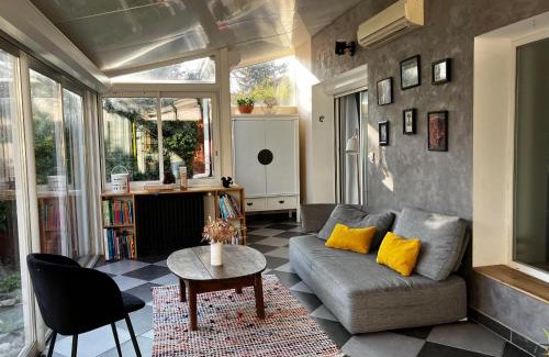 Chateauvert House | Maison Valence petit jardin