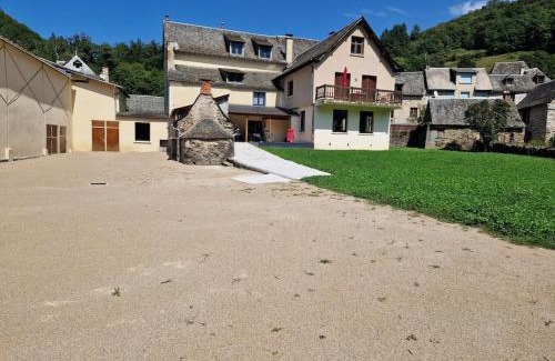 Coubisou House | Maison Vidal, au pied de l'Aubrac