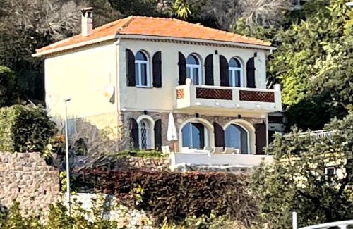 Theoule-Superieur Villa | maison vue mer panoramique et jacuzzi
