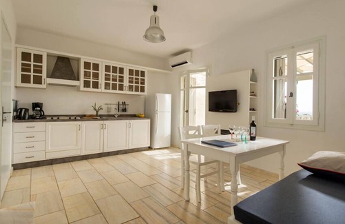 Ampelas Villa | MAISONETTE PRIVATE VILLA