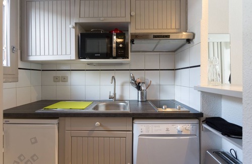 La Salle-les-Alpes House | Maisonette triplex 3 bedrooms terrace, 8 pers. foot of track + Lake Pontillas