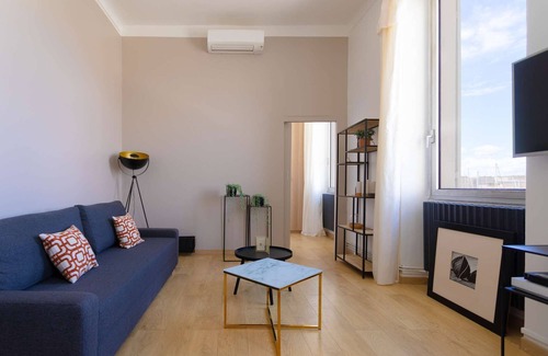 Opera Apartment | MaisonMars Le Rive Neuve Sea View