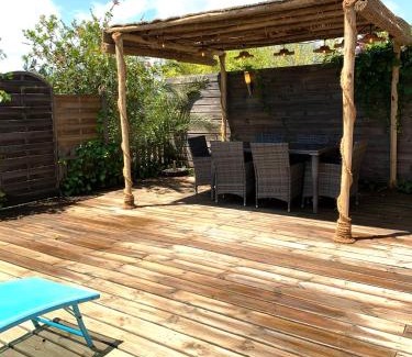 Cote d'Azur- French Riviera Apartment | Maisonnette Antelissa à 3 minutes en voiture des plages et du centre ville
