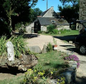 Commana House | Maisonnette atypique au pied des monts d'Arree