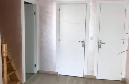 Auneuil Apartment | Maisonnette avec la terrasse