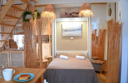 La Ciotat Villa | Maisonnette avec terrasse et jardin-Parking privé-9mn des plages à pied