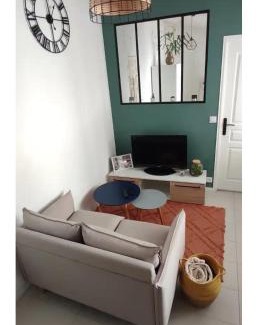 Mions Apartment | Maisonnette cosy et calme