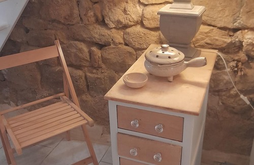 Quarante House | Maisonnette de Charme Avec Petite Terrasse