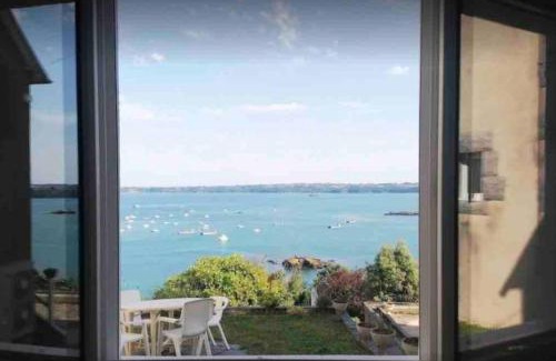 Ploubazlanec House | Maisonnette pour 2 personnes - Vue mer - Plage à 100 mètres