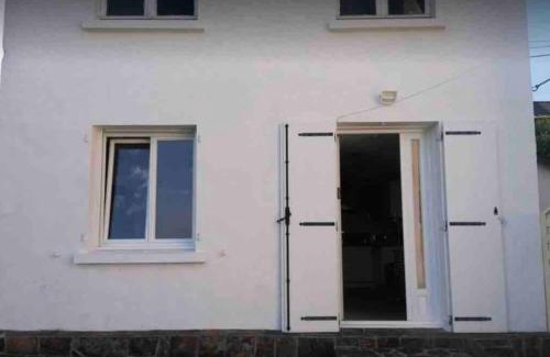 Ploubazlanec House | Maisonnette pour 2 personnes - Vue mer - Plage à 100 mètres