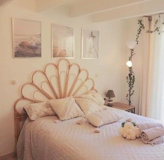 Villeneuve-Loubet Apartment | Maisonnette très appréciée entre Mer et Nature Climatisée avec Cuisine Terrasse Parking
