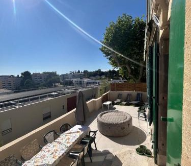 12th Arrondissement Apartment | Maisons Détente Jardin, terrasse Vue Mer et Spa Marseille