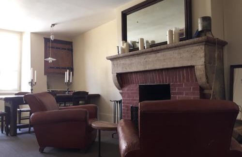 Noyers-sur-Serein House | Maisons de Vignerons