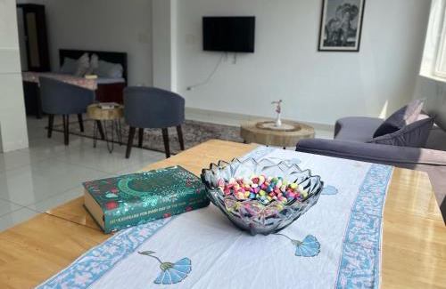 Rishikesh Apartment | Maitri Homestay
