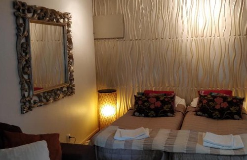 Ypaja Hotel | Majatalo & Ravintola Villa Emilia