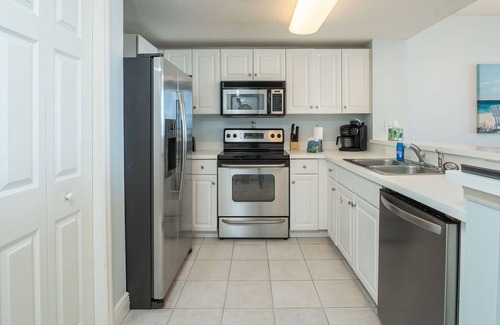 Long Beach Condo | Majestic 802 Tower I! Gulf Front! 4 Bedroom 3 Bathroom LOWER FLOOR! Sleeps 10,