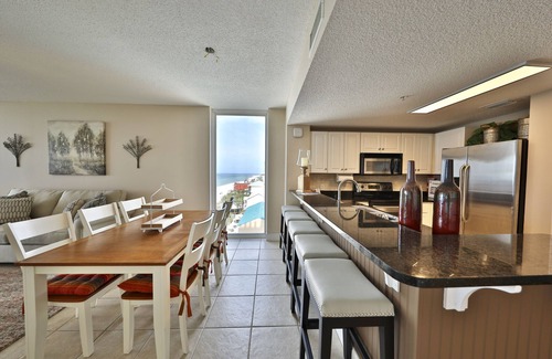 Long Beach Condo | Majestic Beach Towers 8th Floor End Unit 4BR 3BA!