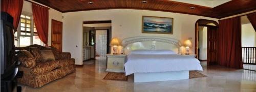 Rio Bueno House | Majestic Beach House Jamaica