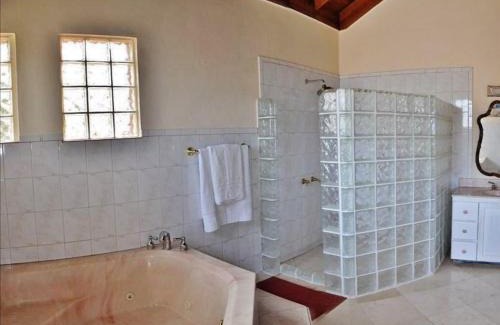 Rio Bueno House | Majestic Beach House Jamaica