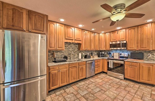 Lewisburg Cabin | Majestic Caldwell Retreat w/Wraparound Deck!