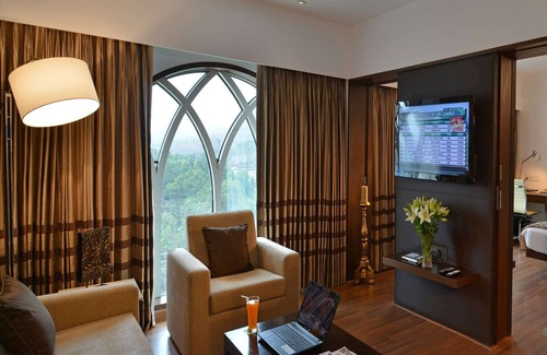 Navi Mumbai Hotel | Majestic Court Sarovar Portico Navi Mumbai