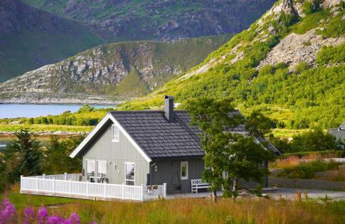 Vestvagøy Ski Chalet | Majestic Horizons Lofoten