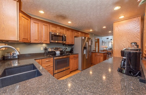 McHenry House | Majestic Lodge: Lakefront, Dogs Welcome, Dock, 2 Hot Tubs, Sauna!