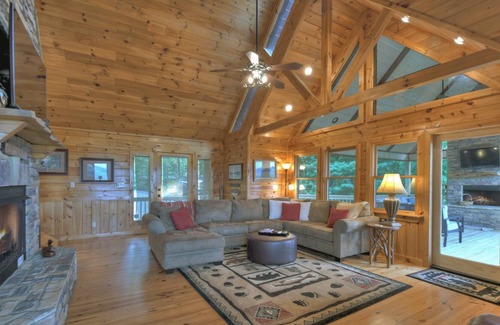 Raccoon Ridge Cabin | Majestic long range mountain views! Pet friendly! Bed & bath each level for privacy, gathering porch outdoor fireplace in Aska Adventure Area