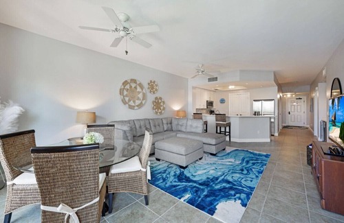 Cape Harbour Condo | Majestic Marina View|2/2 Marina View Luxury Condo