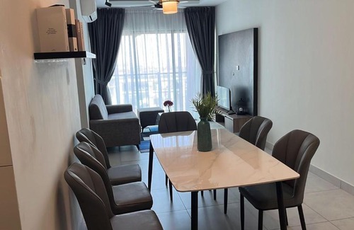 Kampung Bukit Dukong Apartment | Majestic maxim 3 bedrooms link MRT cheras Kuala lumpur