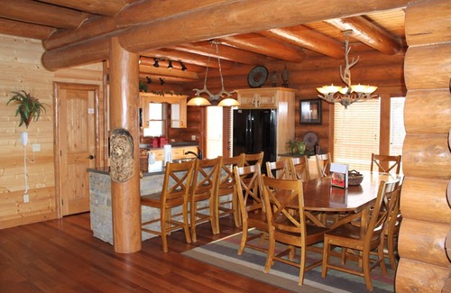 Pigeon Forge Cabin | Majestic Mountaintop Retreat - Incredible Views, Unmatched Luxury