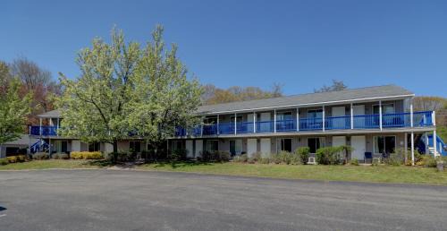 Ogunquit - Wells Hotel | Majestic Regency Resort