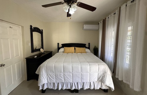 Boscobel House | Majestic Sea View, Near Ocho Rios, 2 bed 2 bath