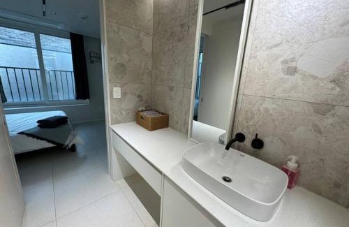 Songpa Apartment | Majestic Seoul Stay Jamsil