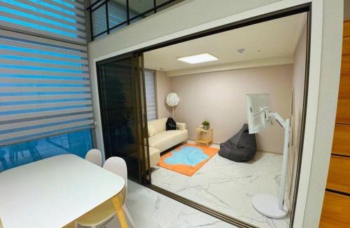 Pil-dong Apartment | Majestic Seoul Stay Namsan