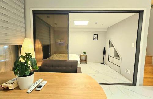 Pil-dong Apartment | Majestic Seoul Stay Namsan