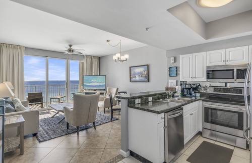 Miramar Beach Condo | Majestic Sun 10th Floor View of Emerald Waters - Updated 1-bedroom by the beach!