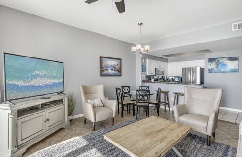 Miramar Beach Condo | Majestic Sun 10th Floor View of Emerald Waters - Updated 1-bedroom by the beach!