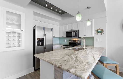 Miramar Beach Condo | Majestic Sun 406A - Newly Updated Destin Condo w/Gulf-Views + Great Amenities!