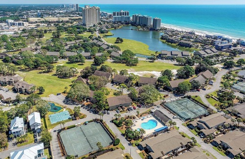 Miramar Beach Condo | Majestic Sun 411A - Miramar Beach! Gulf Views! Update Unit! Indoor/Outdoor Pool!