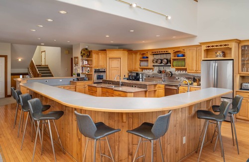 Steamboat Springs House | Majestic Vista Chalet | Private Indoor Pool | Hot Tub | Close to Resort