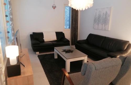 Raahe Apartment | Majoituspalvelu Nurmi Apartment Oksapolku 2 B Deluxe Huoneisto 103m2