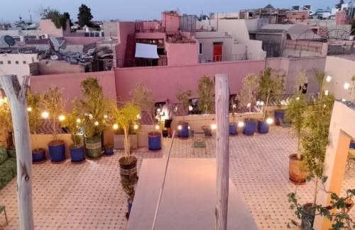 Majorelle Apartment | Majorelle Garden Family Apartment with swimming pool and cozy terrace
